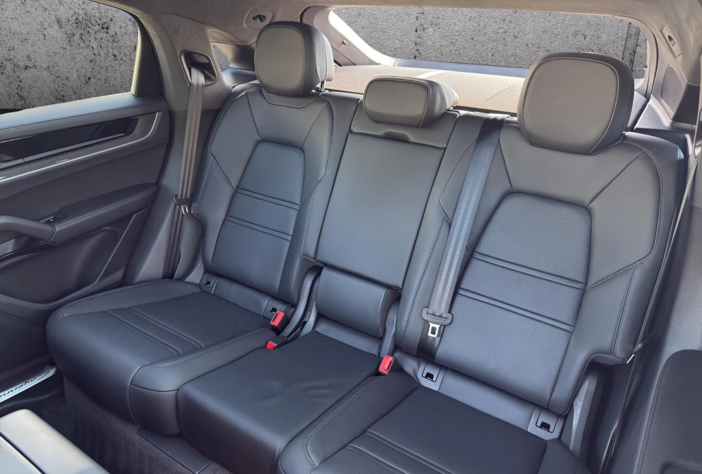 Porsche Cayenne TURBO E-HYBRID COUPE/CARBON/BOSE/PANO/MATRIX/360/ | Mobile.bg   16