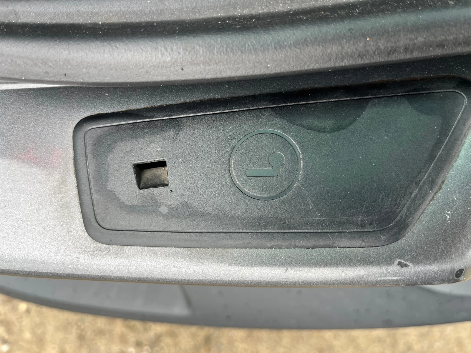 VW Tiguan 2.0TDI Sport Team - изображение 7