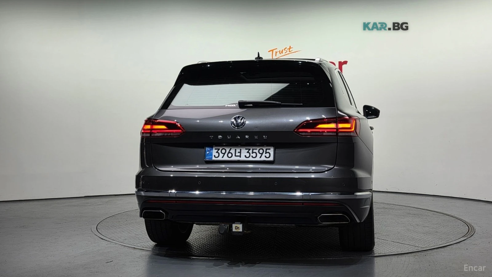 VW Touareg PRESTIGE / DIGITAL / ОБДУХ / ПАНОРАМА / ПОДГРЕВИ, снимка 4 - Автомобили и джипове - 54596002