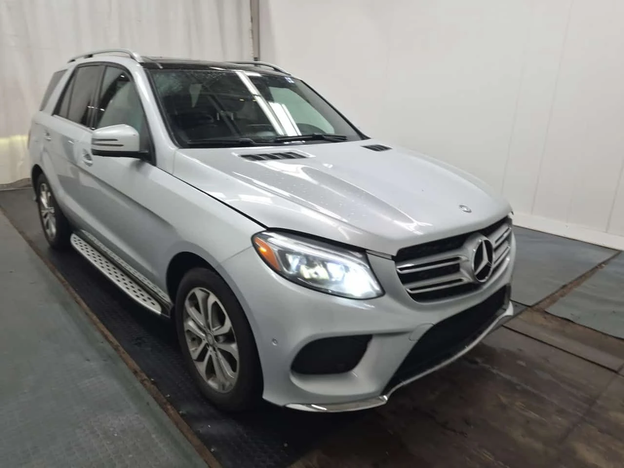 Mercedes-Benz GLE 350 | 360| ПАНОРАМА| 2 КЛЮЧА| ПОДГРЕВИ| CARFAX, снимка 3 - Автомобили и джипове - 54834296