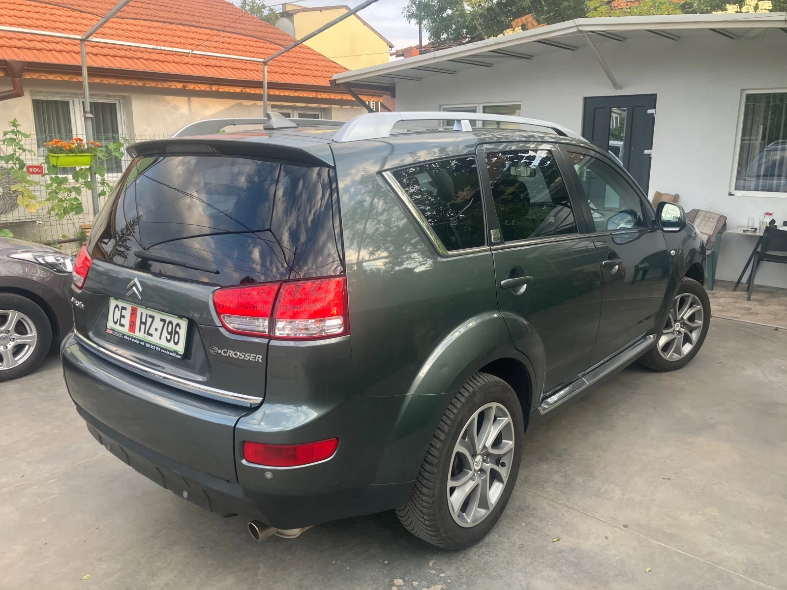 Citroen C-Crosser 2.4/Отличен/4х4, снимка 4 - Автомобили и джипове - 55709100