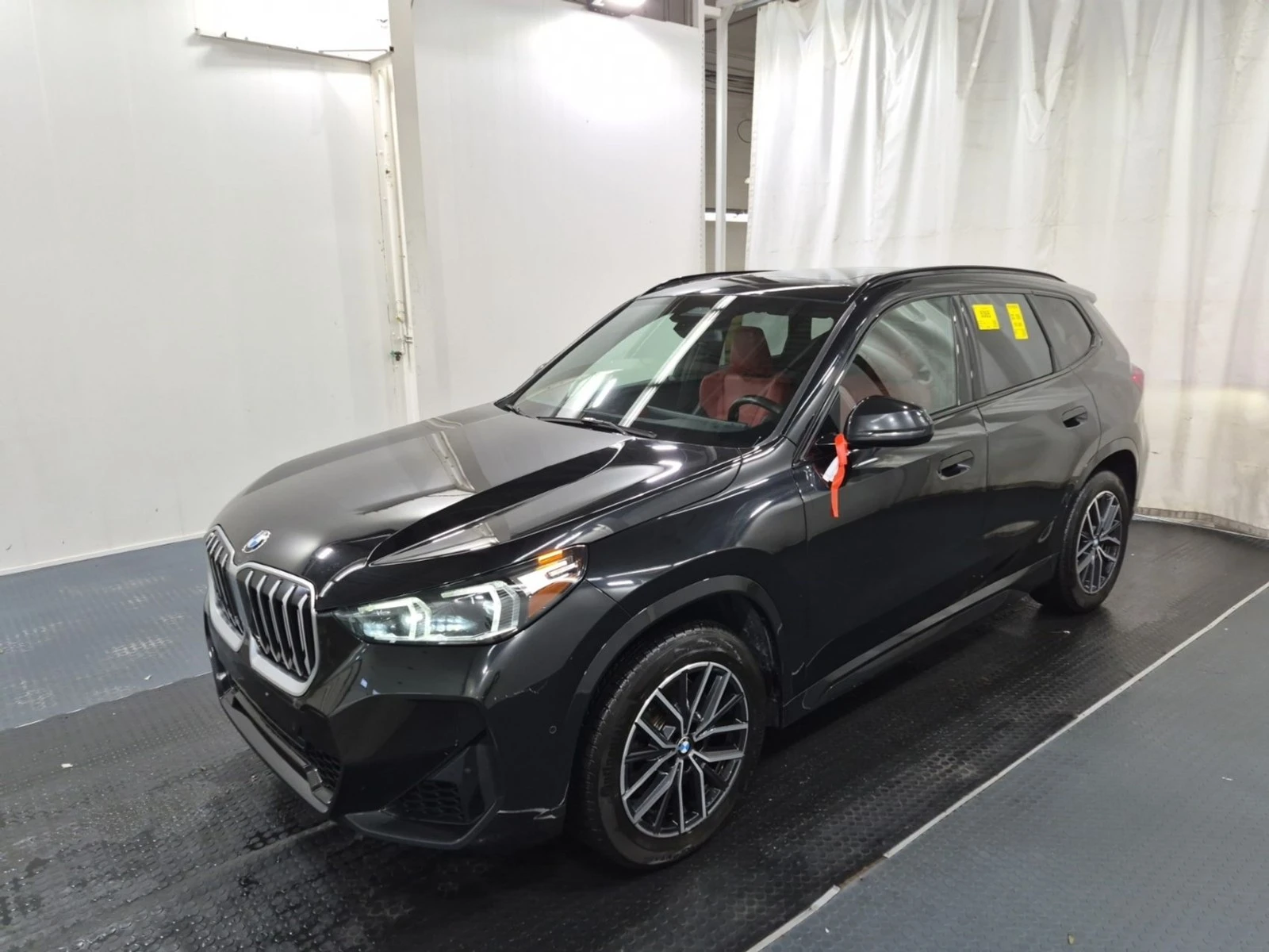 BMW X1 XDRIVE28I - M PKG - ПОДГРЕВИ - ПАНОРАМА, снимка 3 - Автомобили и джипове - 56567241