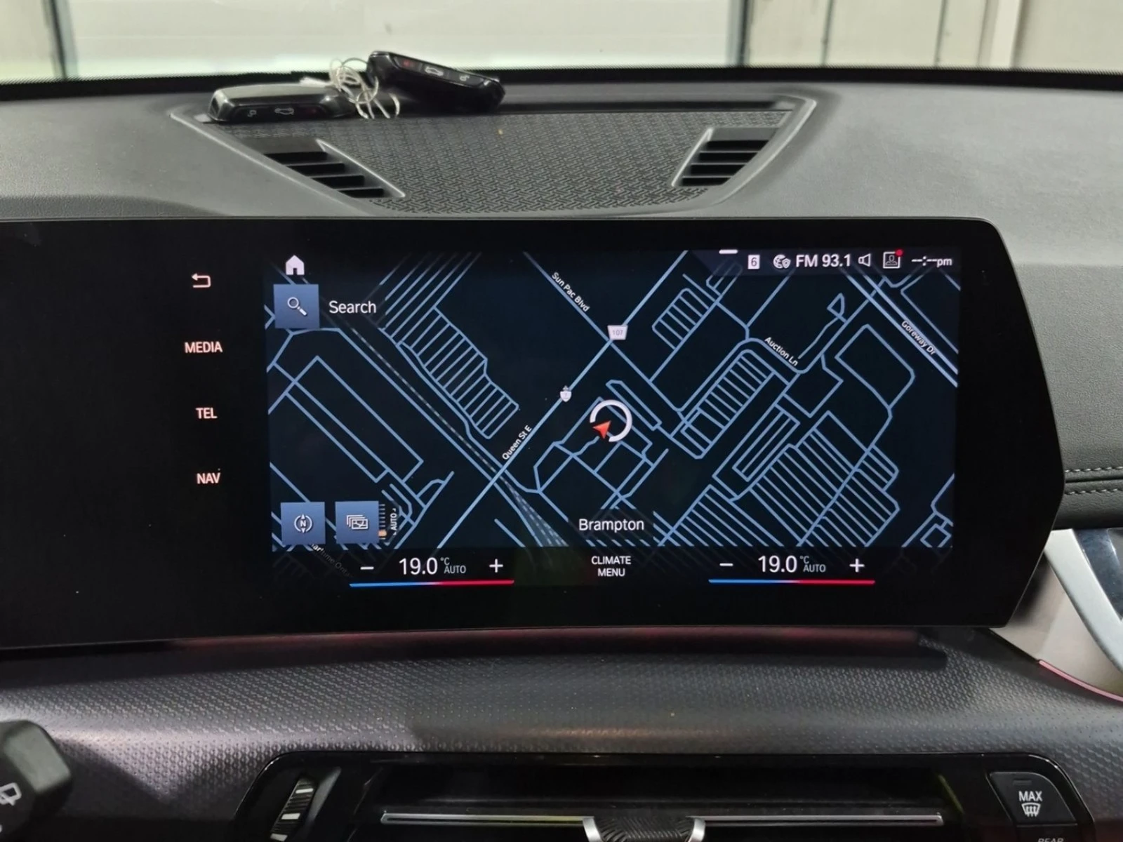 BMW X1 XDRIVE28I - M PKG - ПОДГРЕВИ - ПАНОРАМА, снимка 13 - Автомобили и джипове - 56567241