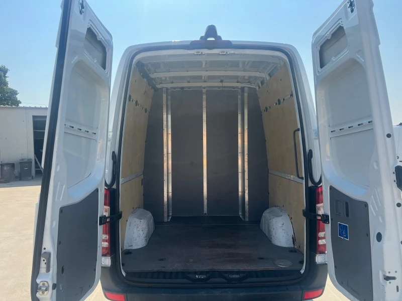 Mercedes-Benz Sprinter 316 Товаропътнически , 5+ 1 , Клима , * 2016г* , снимка 7 - Бусове и автобуси - 46657269