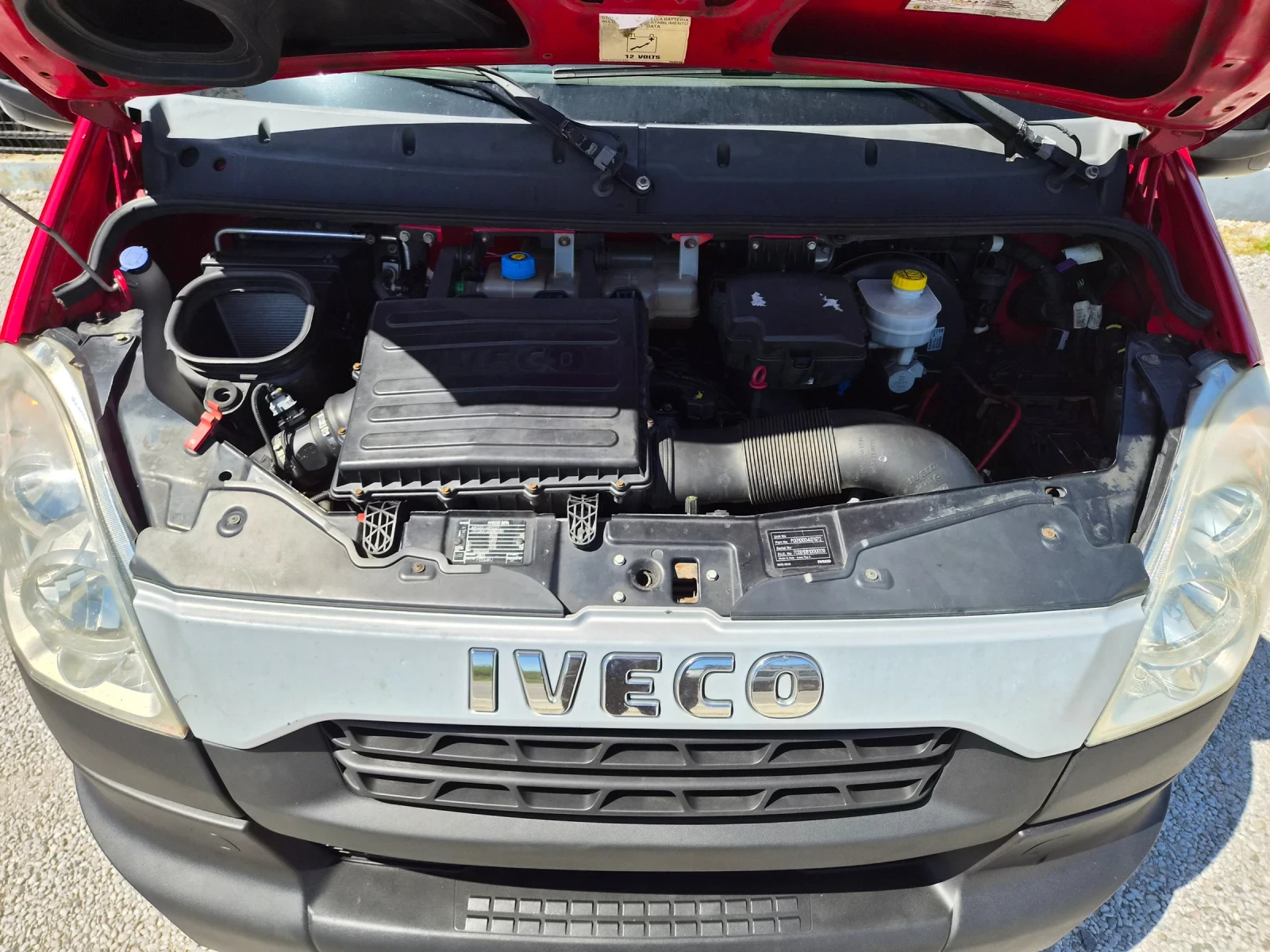 Iveco 35c15 Много запазен Тахо Смарт 2, снимка 9 - Бусове и автобуси - 54579998