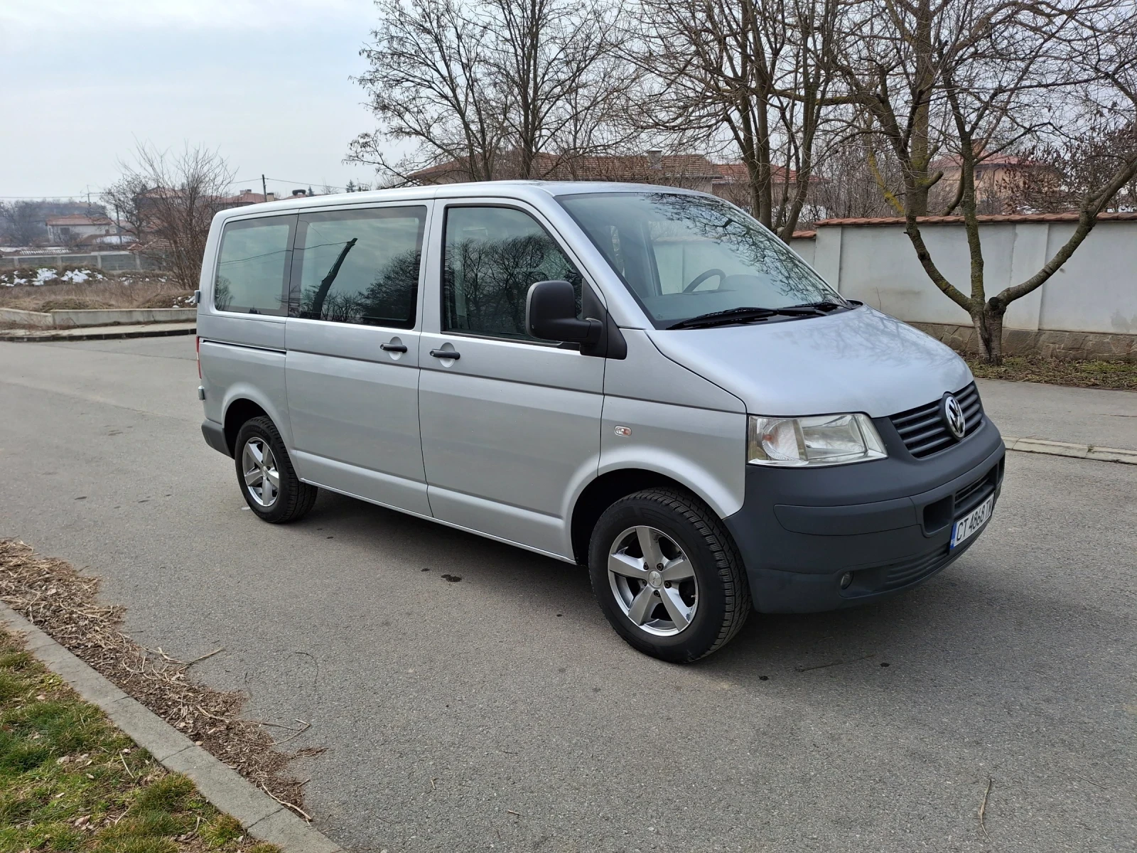 VW Caravelle