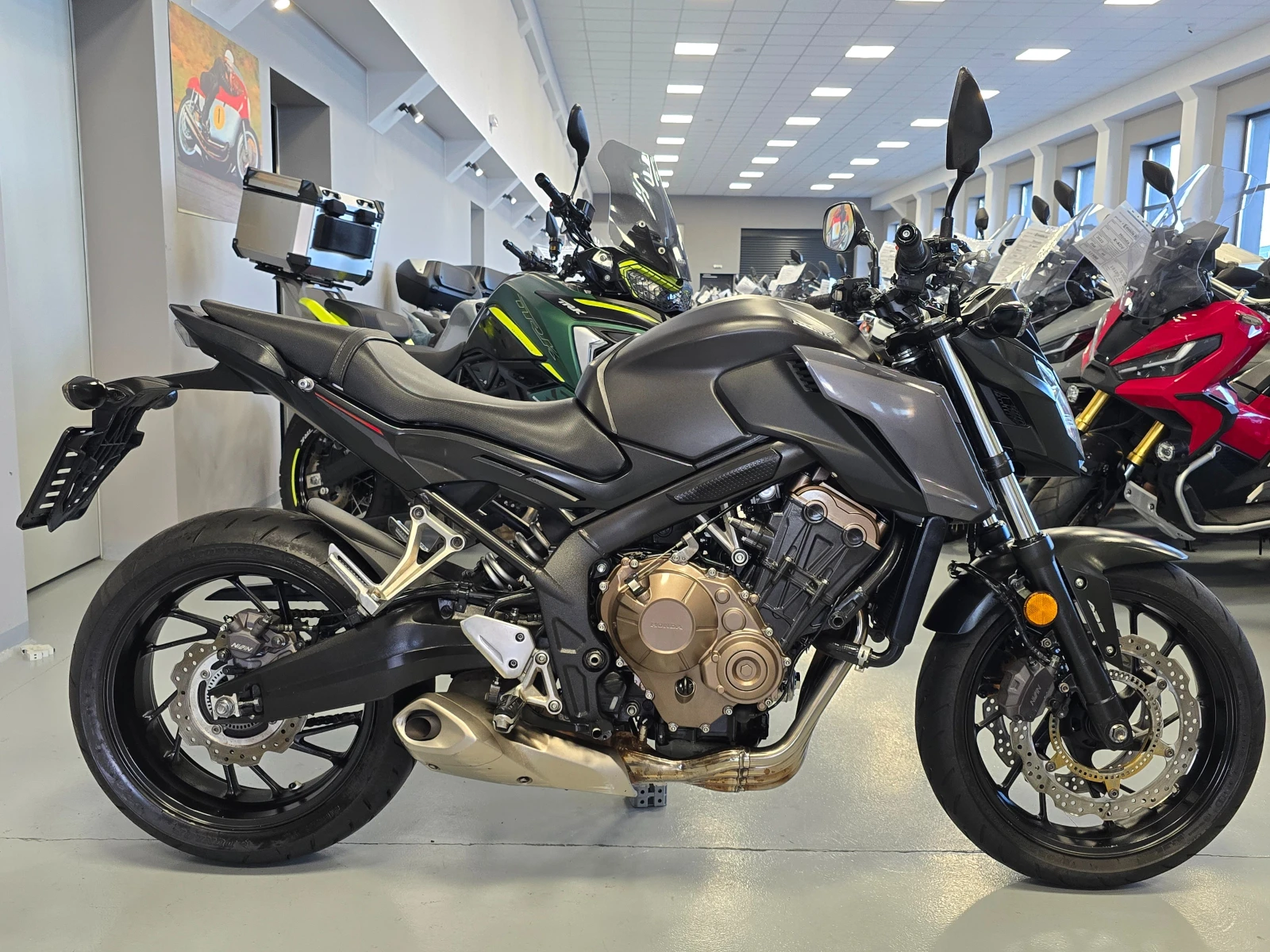 Honda Cb 650ie, ABS, Led, 2018г., снимка 3 - Мотоциклети и мототехника - 54739112