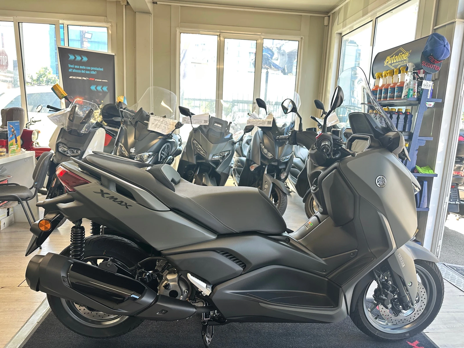Yamaha X-max 300 НОВ 2026г., снимка 14 - Мотоциклети и мототехника - 55541152