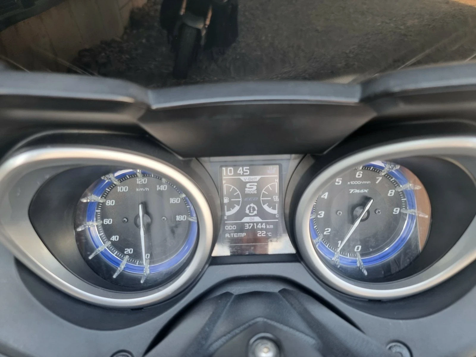 Yamaha T-max 530 DX, снимка 9 - Мотоциклети и мототехника - 55663666