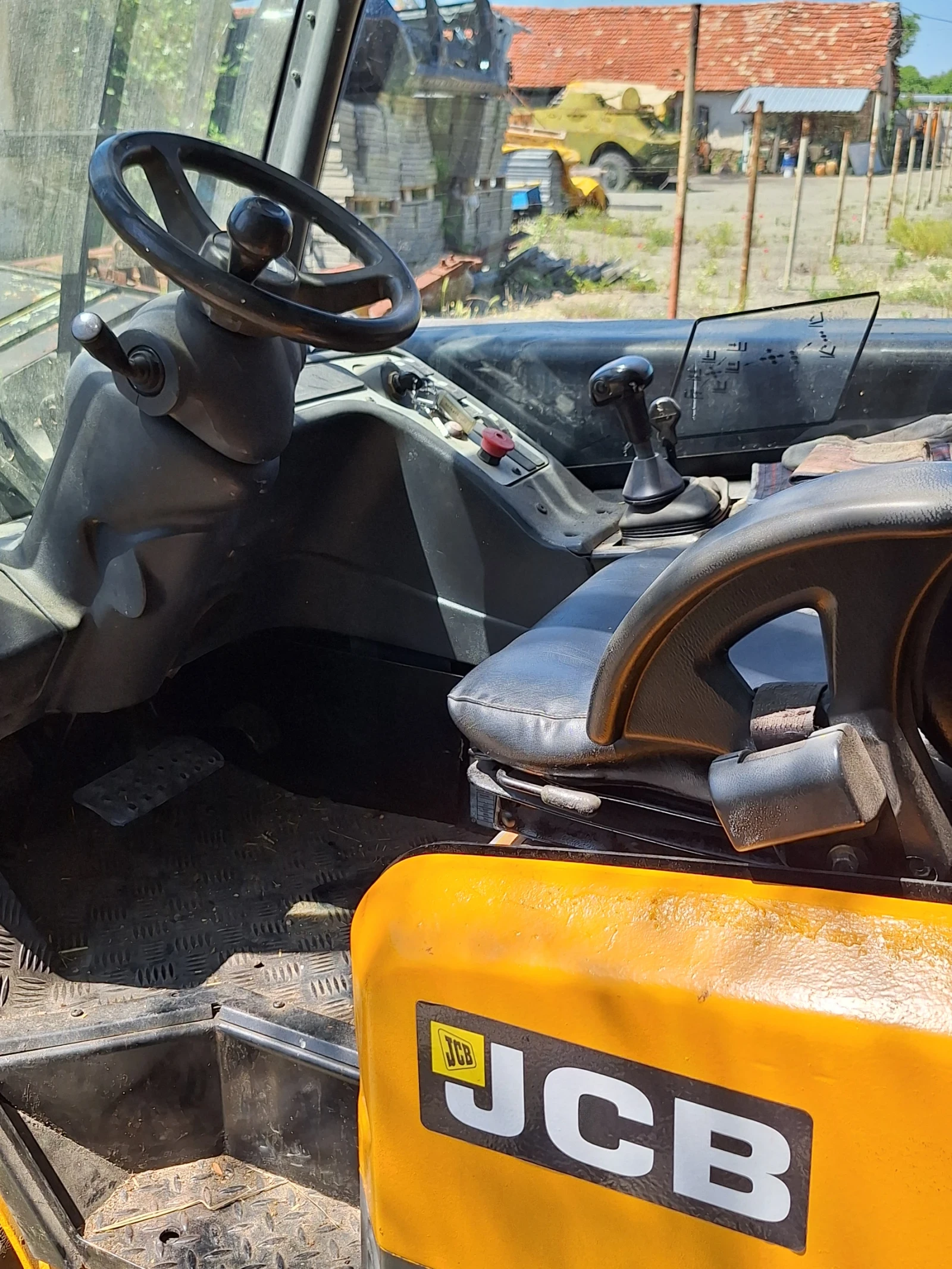 Мини челни товарачи JCB JCB teletruk TLT25 G - изображение 3