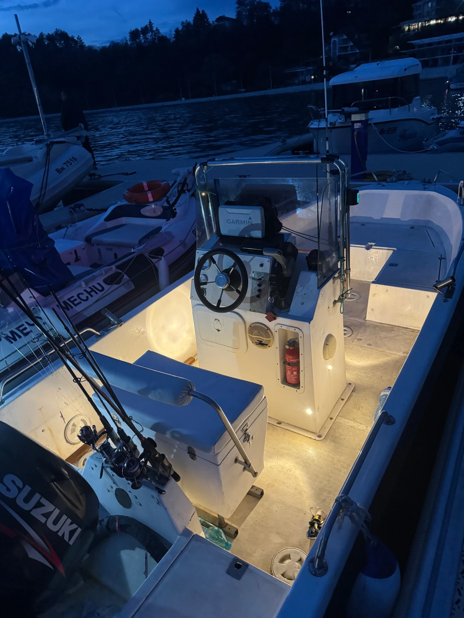 Лодка Mingolla, снимка 5 - Воден транспорт - 54335632