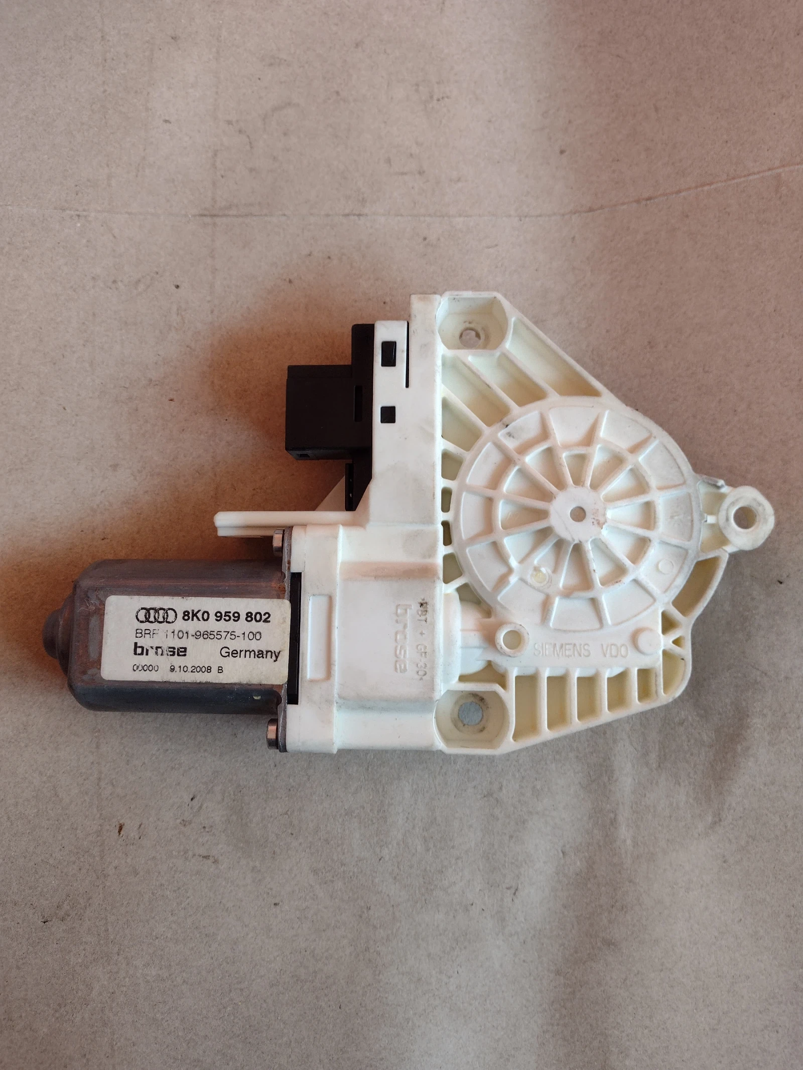 8K0959802 ������� �� ������ / ������ ����� �����  �� AUDI A4 B8   8K0 959 802 | Mobile.bg � ����������� 1