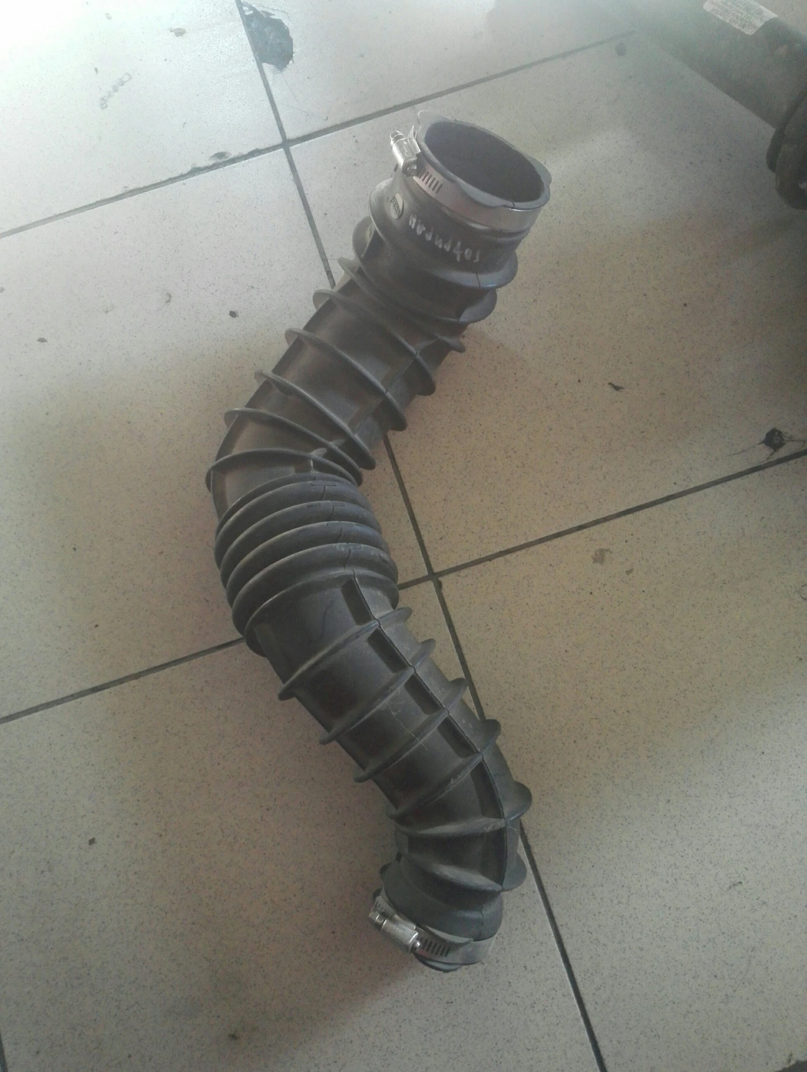 �������� ������ ���� ������� 2.4 | Mobile.bg � ����������� 1