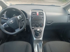 Toyota Auris 1, 33, снимка 12
