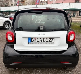 Smart Fortwo 1.0i= 71HP= КЛИМАТИК= АВТОПИЛОТ= ПОДГРЕВ= , снимка 4