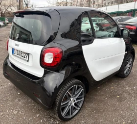 Smart Fortwo 1.0i= 71HP= КЛИМАТИК= АВТОПИЛОТ= ПОДГРЕВ= , снимка 5