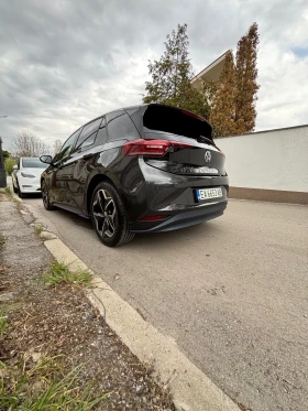 VW ID.3 58Kw* 204* Matrix LED* Carplay* 1st | Mobile.bg    5