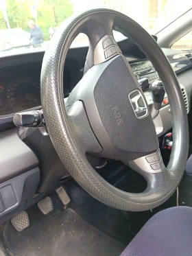 Honda Fr-v - 3500 € / 6845.40 лв. - 77012570 8