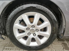 Toyota Avensis 2, 2 D-4D-150k.c.6ckoр.НАВИ, ВС.ПЛАТЕНО!, снимка 16