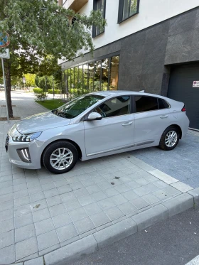 Hyundai Ioniq HYBRID PREMIUM  97000KM - 16800 € / 32857.94 лв. - 56642857 4