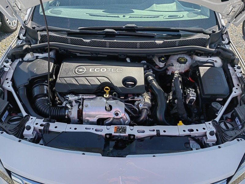 Opel Astra 1.6 CDTI 88173кm, снимка 14 - Автомобили и джипове - 46356227