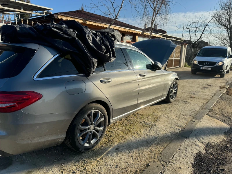 Mercedes-Benz C 200 УДАРЕНА, снимка 3 - Автомобили и джипове - 48627174