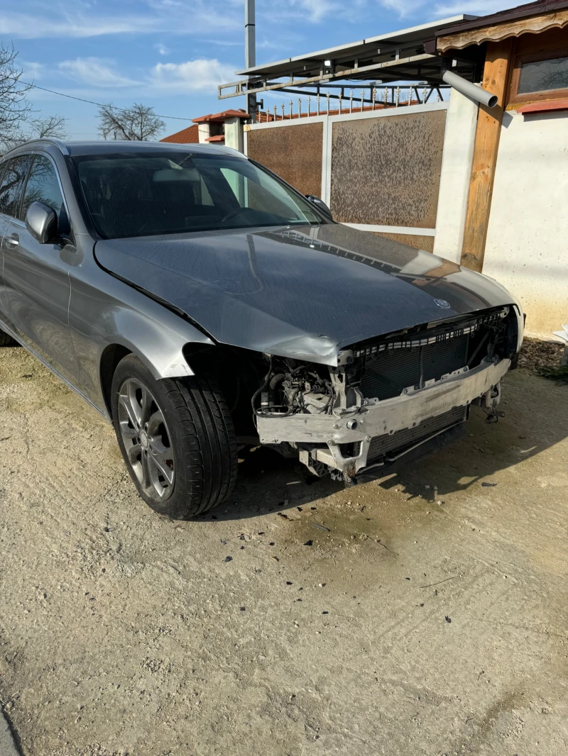 Mercedes-Benz C 200 УДАРЕНА, снимка 1 - Автомобили и джипове - 49544322