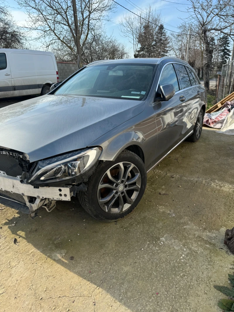 Mercedes-Benz C 200 УДАРЕНА, снимка 4 - Автомобили и джипове - 49544322