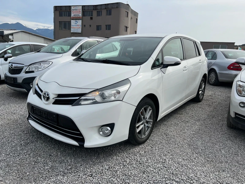 Toyota Verso 1.6d4d kamera euro6, снимка 3 - Автомобили и джипове - 49595869