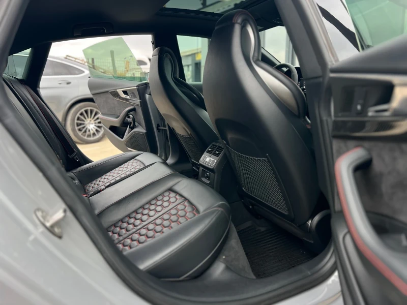 Audi Rs5 CARBON / B&O / ПОДГРЕВ / VIRTUAL COCKPIT / QUATTRO, снимка 14 - Автомобили и джипове - 52523856