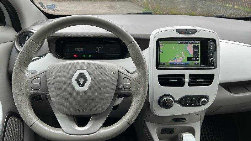 Renault Zoe Renault Zoe ZE40   45 kWh   , снимка 12 - Автомобили и джипове - 52655342