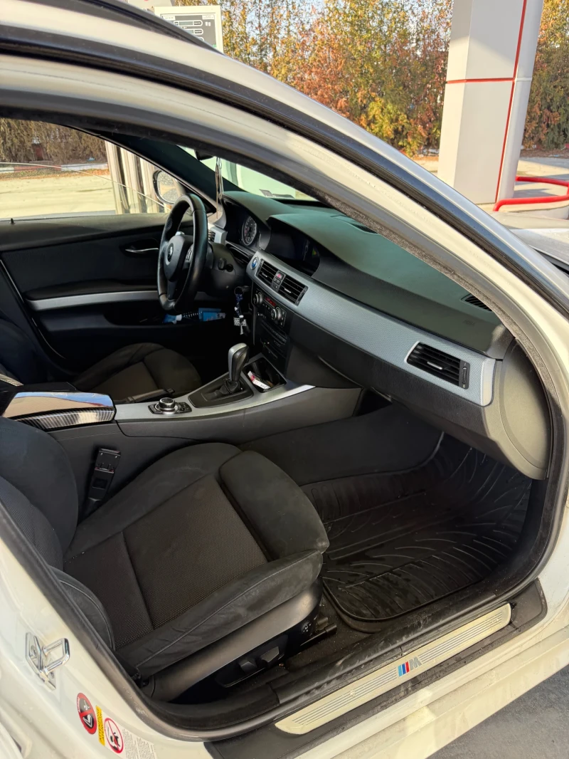 BMW 330 X-drive, снимка 8 - Автомобили и джипове - 52655115