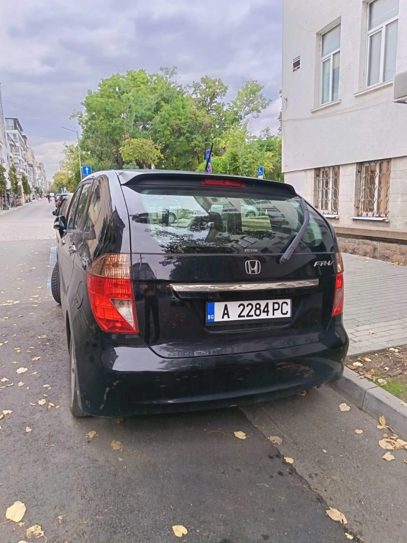 Honda Fr-v, снимка 2 - Автомобили и джипове - 53226420