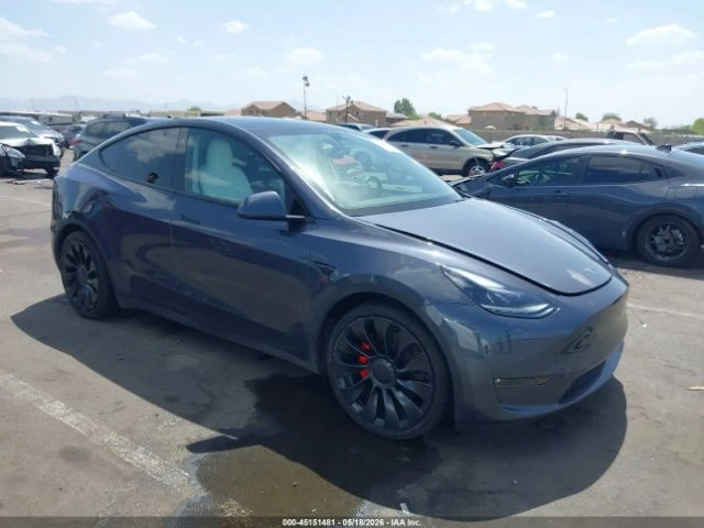 Tesla Model Y * PERFORMANCE* DUAL MOTOR* КОЖА* ПОДГРЕВ* ПАНОРАМА