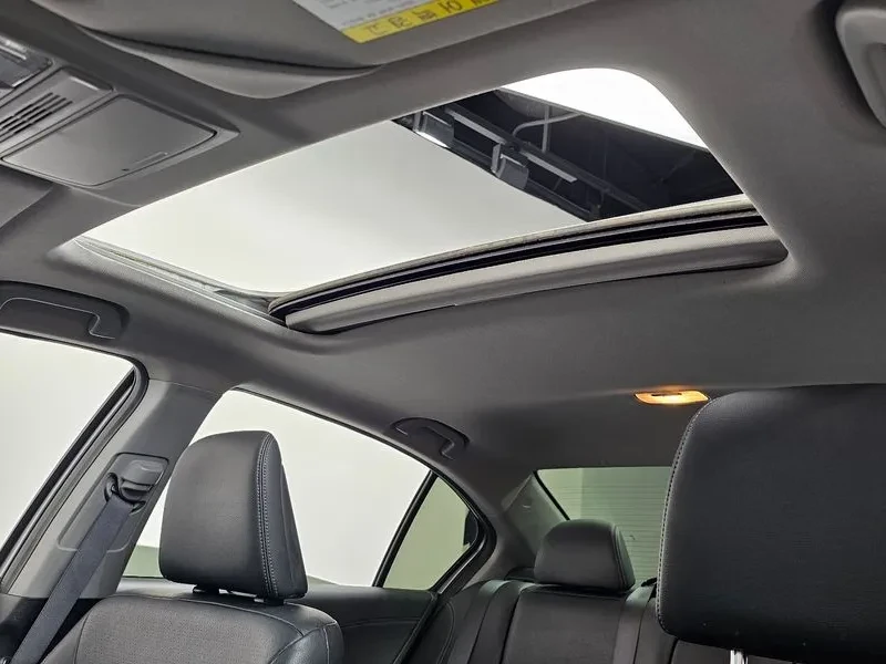 Honda Accord 2.0 Hybrid - САМО 30% АВАНС!, снимка 17 - Автомобили и джипове - 55660048