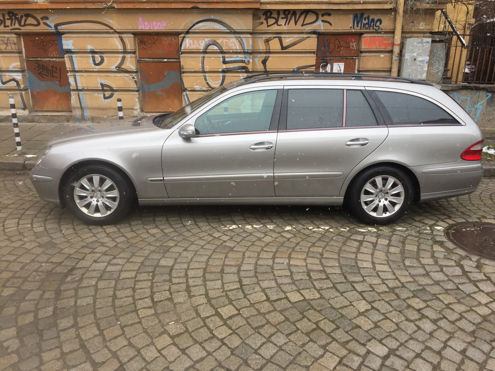 Mercedes-Benz E 220 CDI, снимка 1