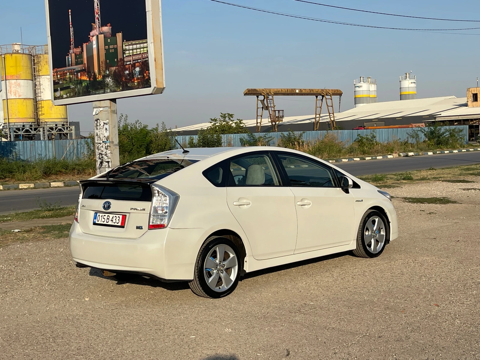 Toyota Prius 1.8 Hibrid - изображение 4