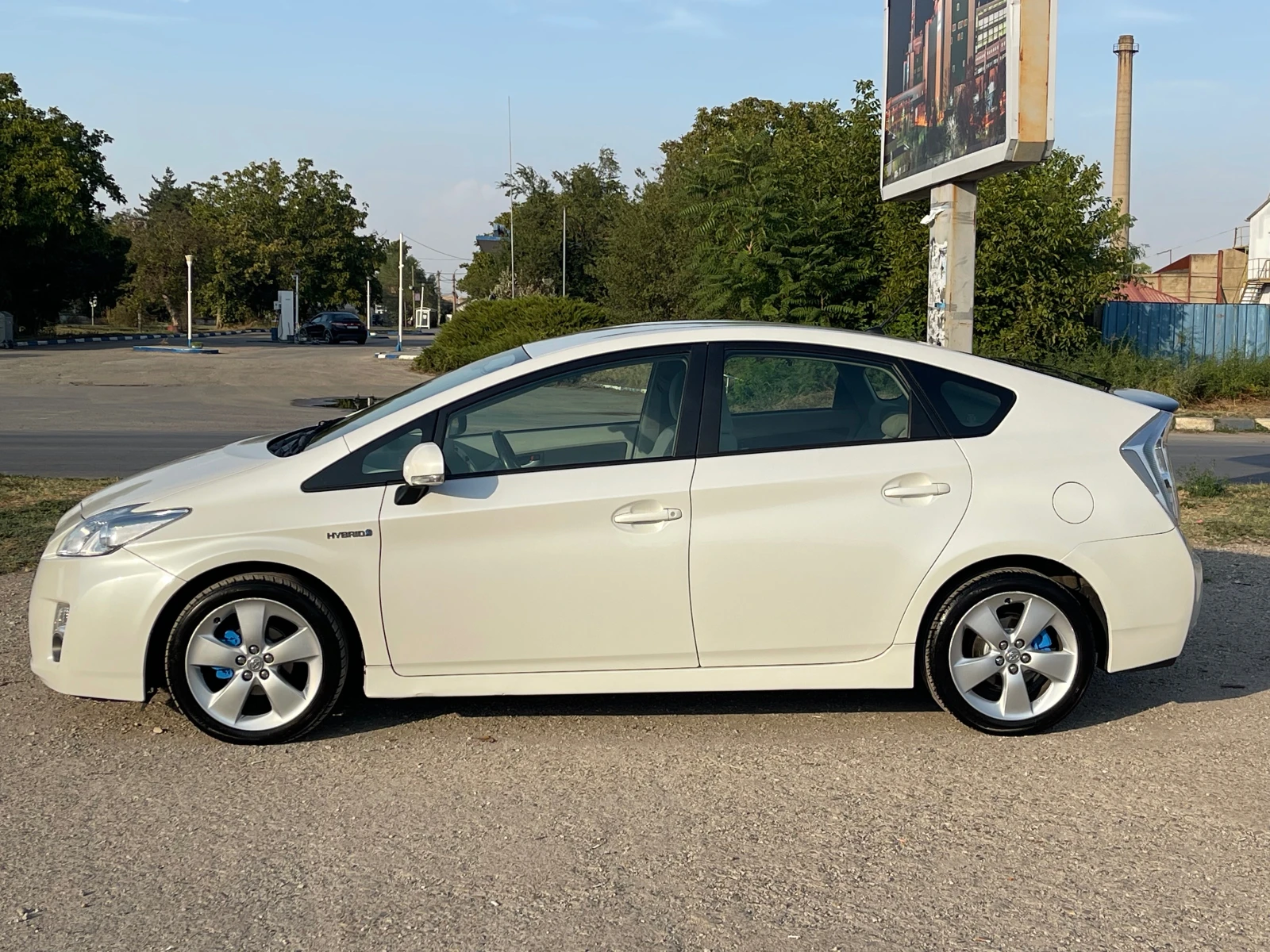 Toyota Prius 1.8 Hibrid - изображение 2