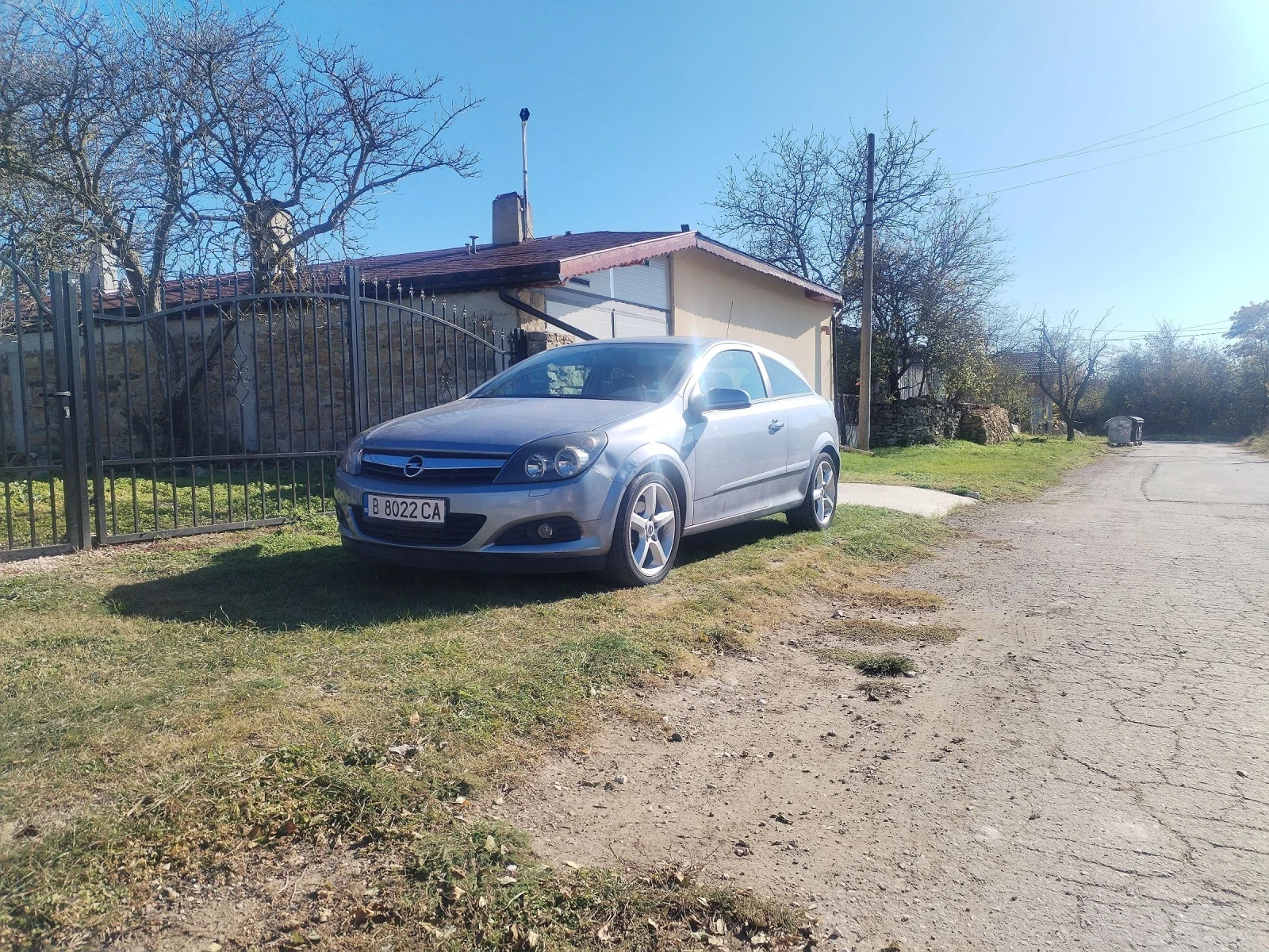 Opel Astra 1, 7 cdti 101hp - изображение 2