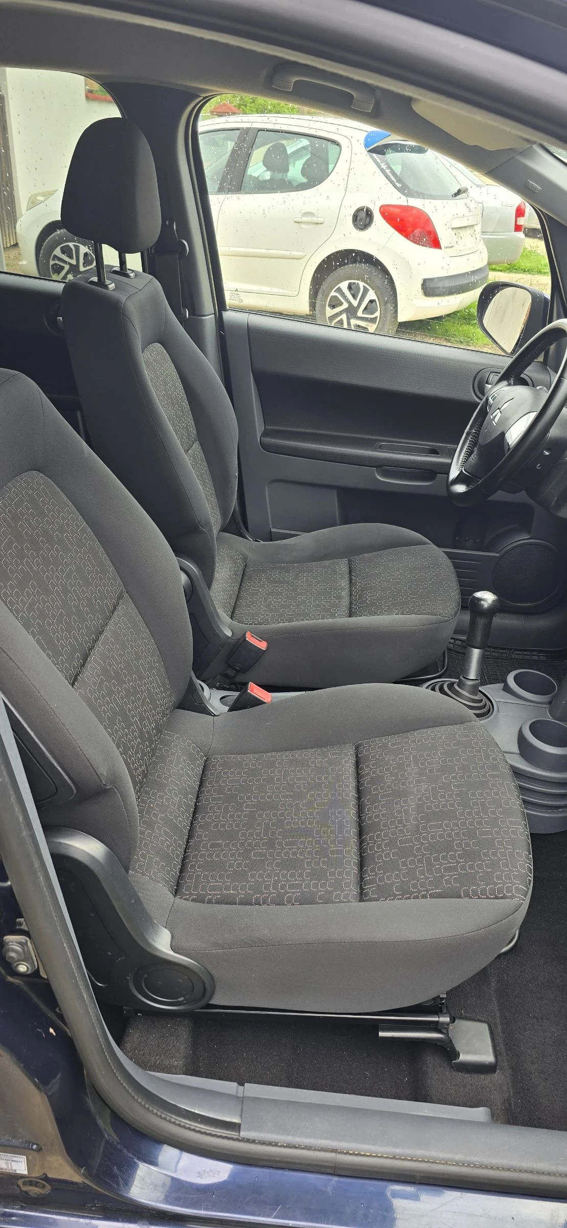 Mitsubishi Colt 1.2, 110х.км - изображение 10
