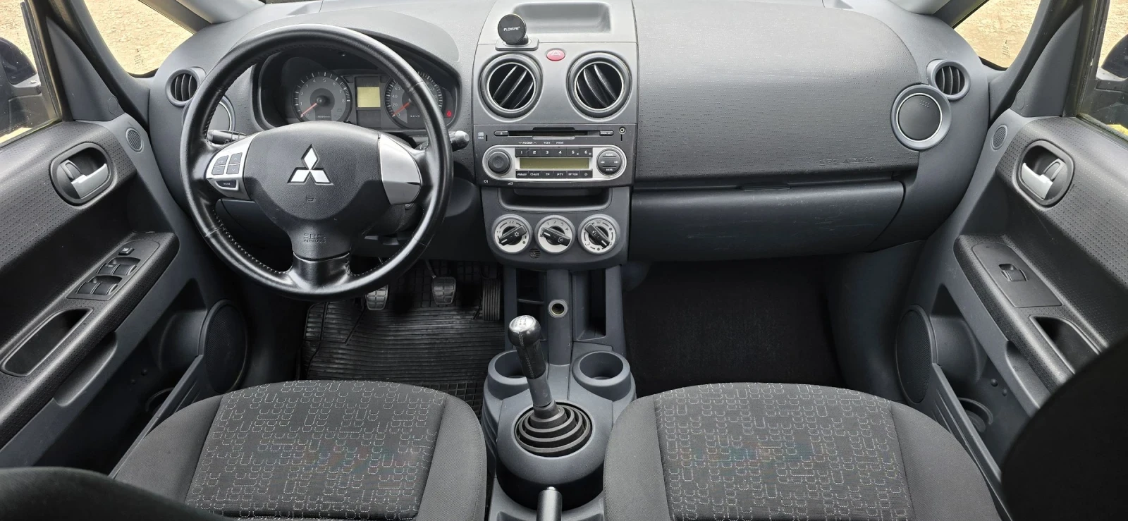Mitsubishi Colt 1.2, 110х.км - изображение 8