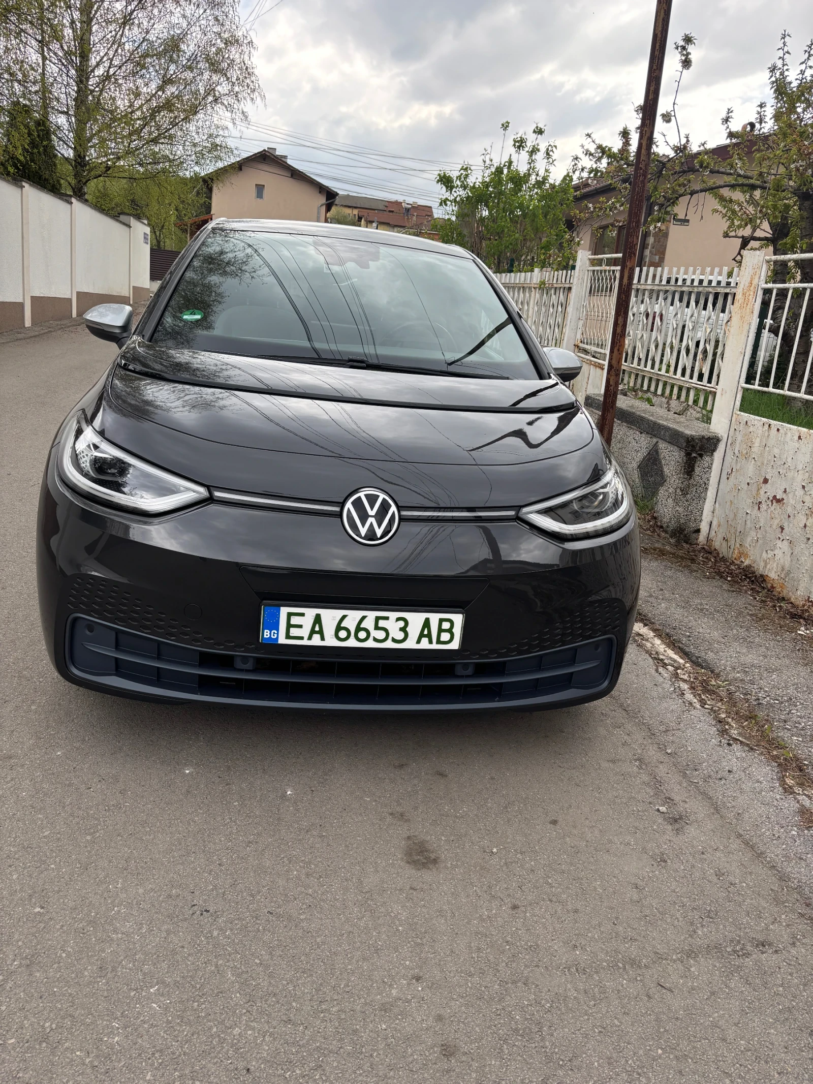 VW ID.3 1st* 58Kw* 204кс* MatrixLED* Гаранция до 2028г - изображение 3