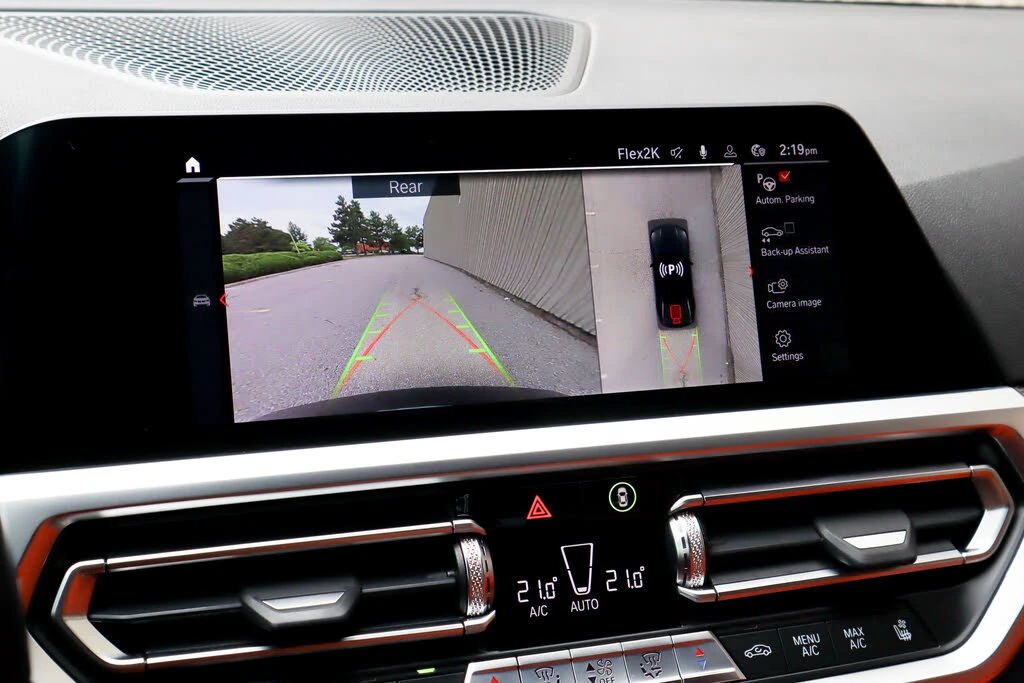 BMW M3 COMPETITION * LASER * H&K * HEAD UP * CERAMIC, снимка 13 - Автомобили и джипове - 53785016