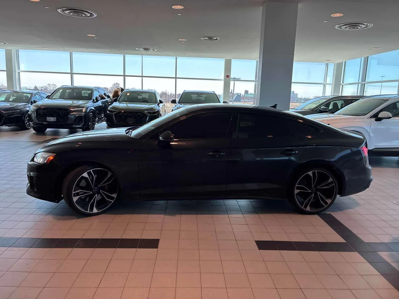 Audi S5 * Progressiv * MATRIX* DISTRONIC* , снимка 2 - Автомобили и джипове - 54002309