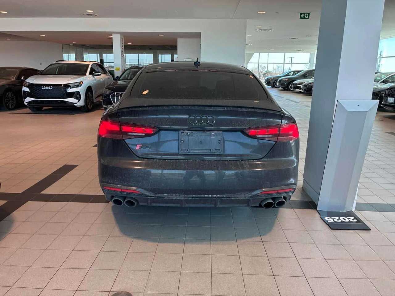 Audi S5 * Progressiv * MATRIX* DISTRONIC* , снимка 4 - Автомобили и джипове - 54002309