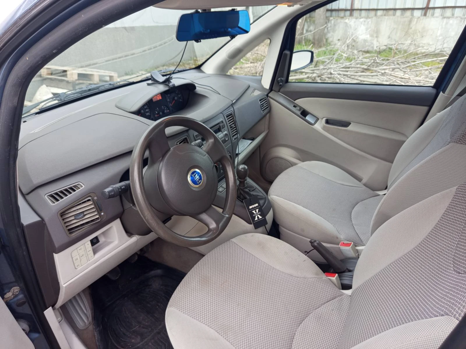 Fiat Idea, снимка 5 - Автомобили и джипове - 54166351