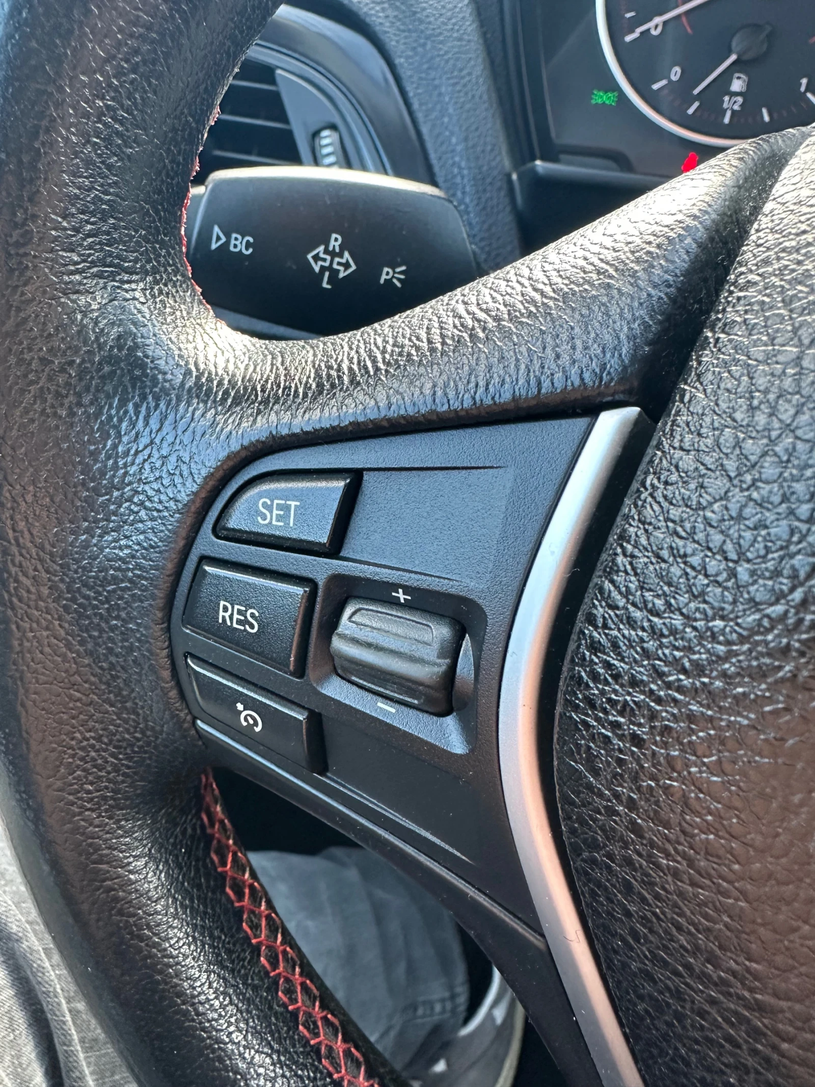 BMW 116 i sport, снимка 11 - Автомобили и джипове - 54297105