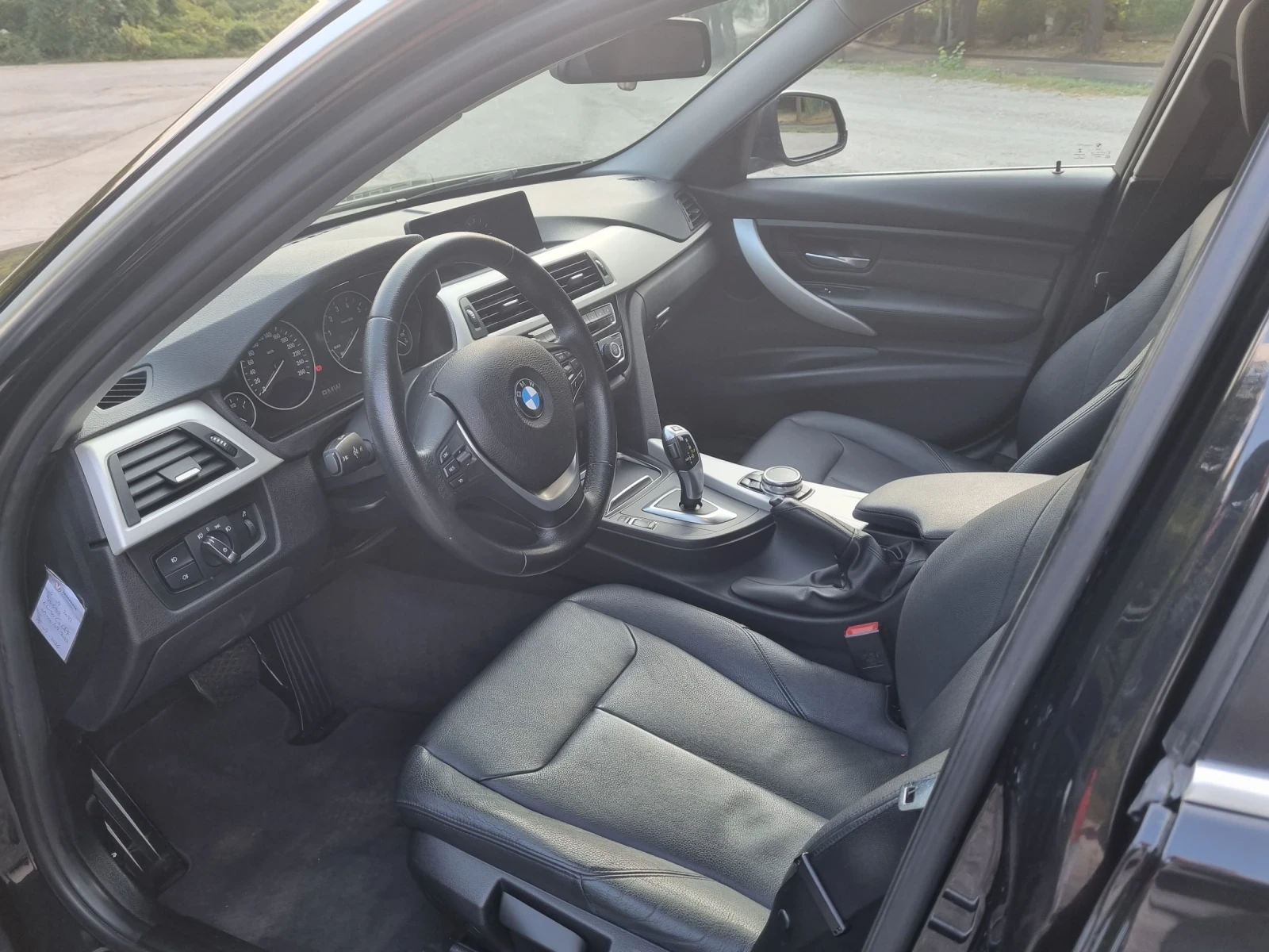 BMW 318 1.5, снимка 5 - Автомобили и джипове - 54700629