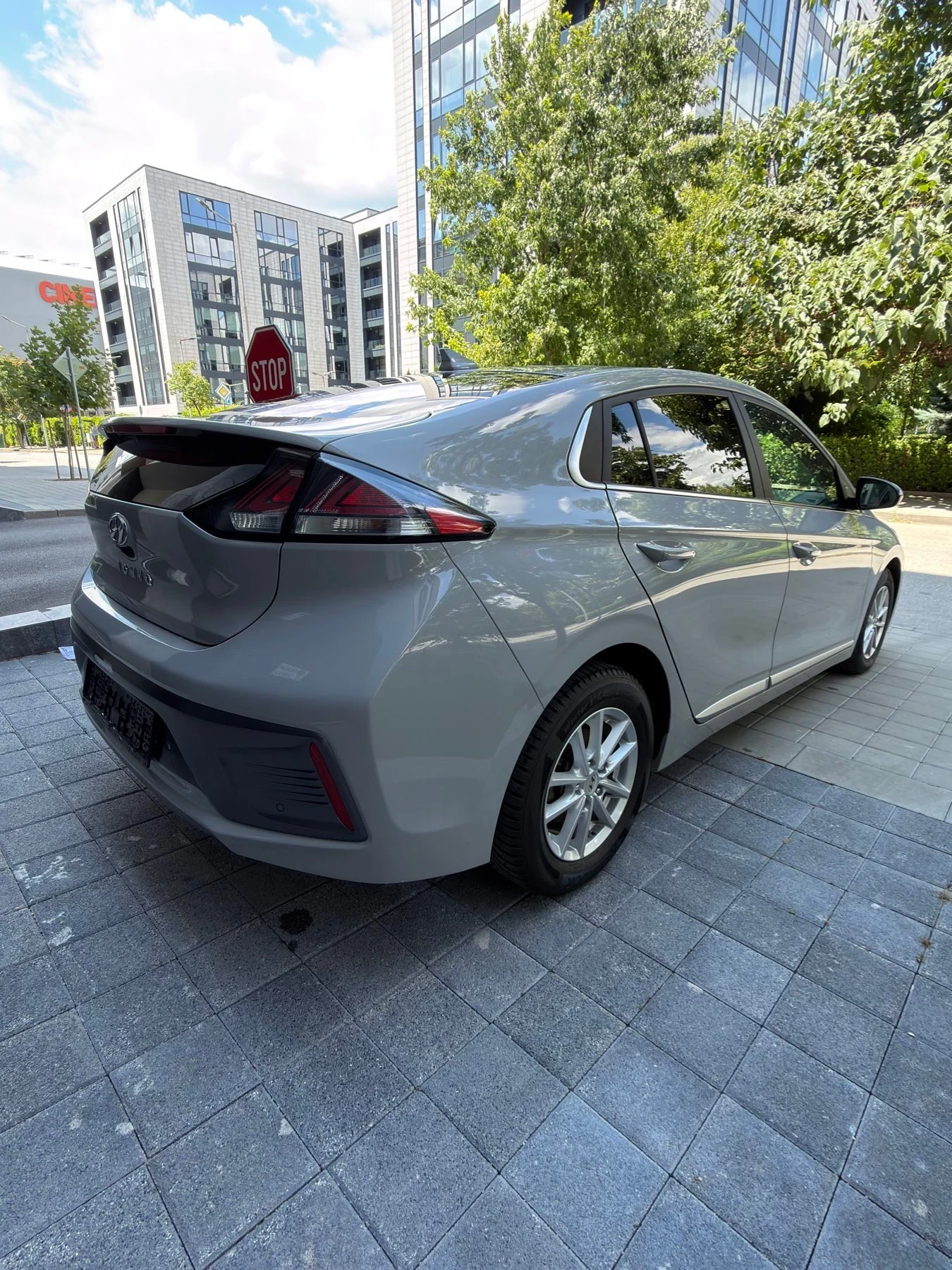 Hyundai Ioniq HYBRID PREMIUM  FULL, снимка 7 - Автомобили и джипове - 55414950