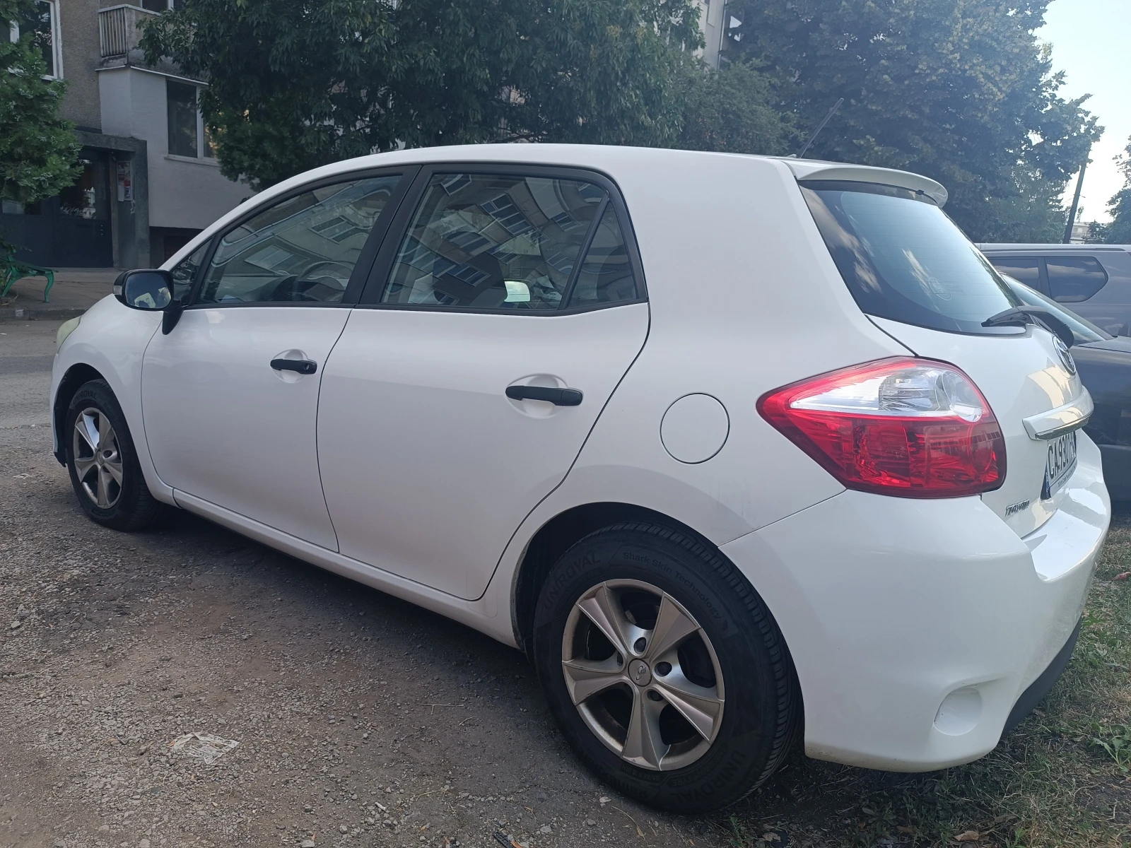 Toyota Auris 1, 33, снимка 10 - Автомобили и джипове - 55631104